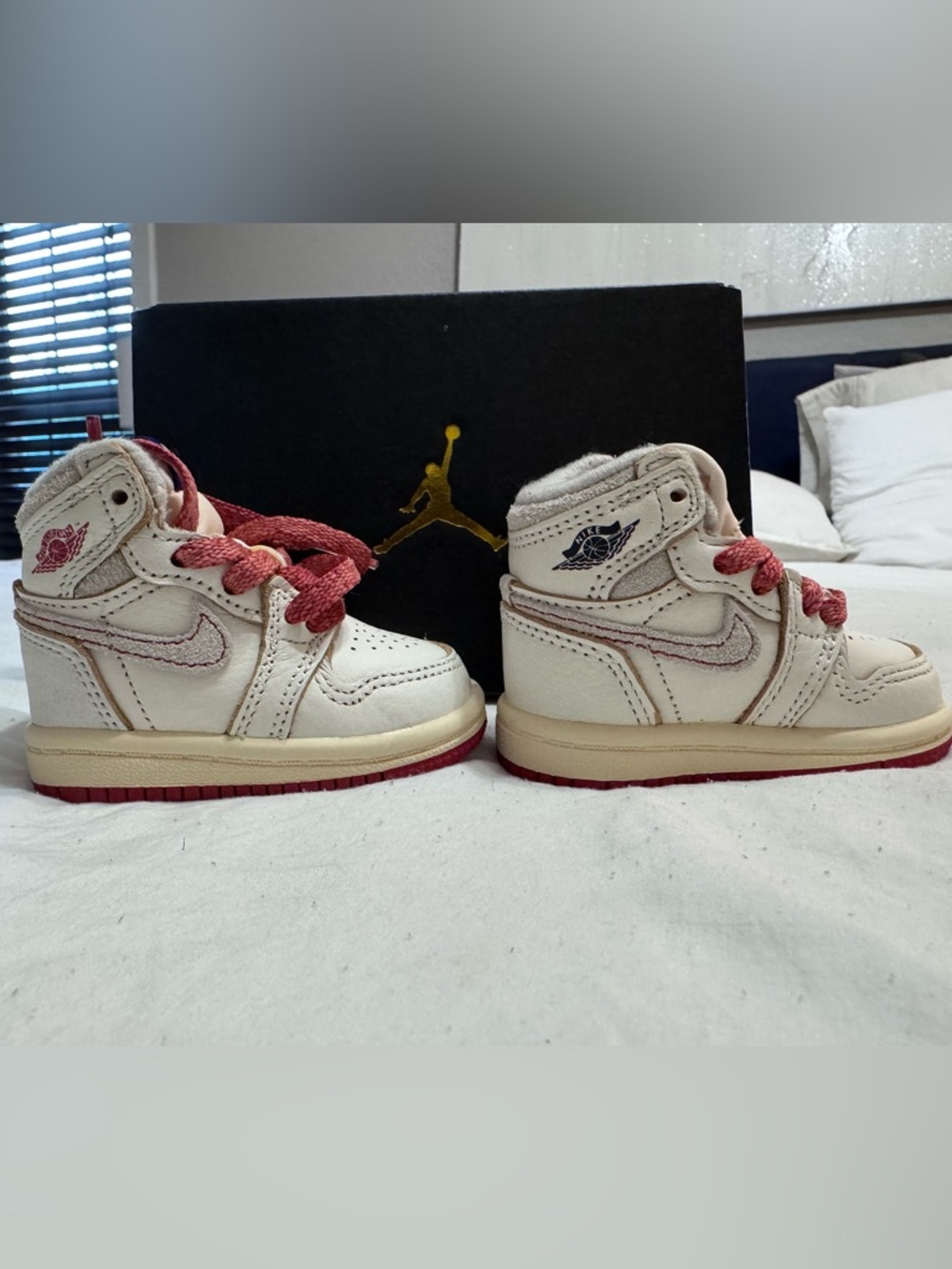Infant Jordan 1 Retro High OG